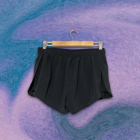 ♥︎ Nike Full Flex 2 in 1 Shorts ♥︎ - Picture 3 of 7